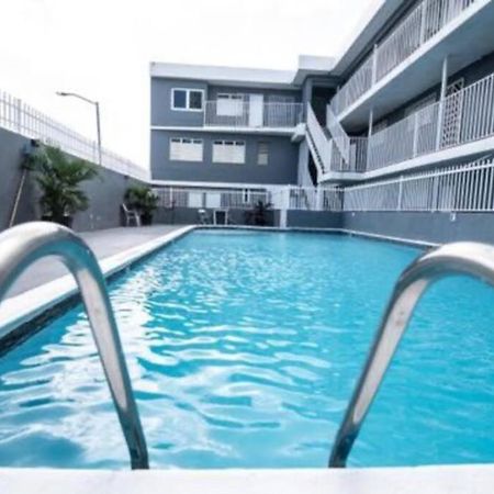 Modern 2Br With Kingbed In The Heart Of Isla Verde Strip Apartment San Juan Ngoại thất bức ảnh